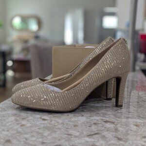 Michael Kors Chantal Flex pump 9.5 pale gold